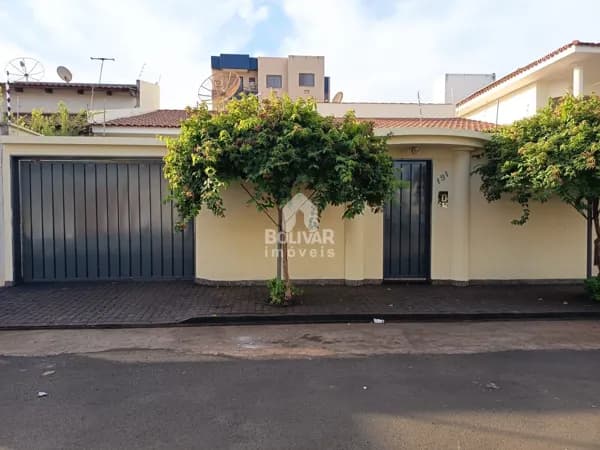 Casa com 3 dormitórios, 280 m² - venda por R$ 900.000,00 - Bairro Alto da Boa Vista- Itumbiara/GO