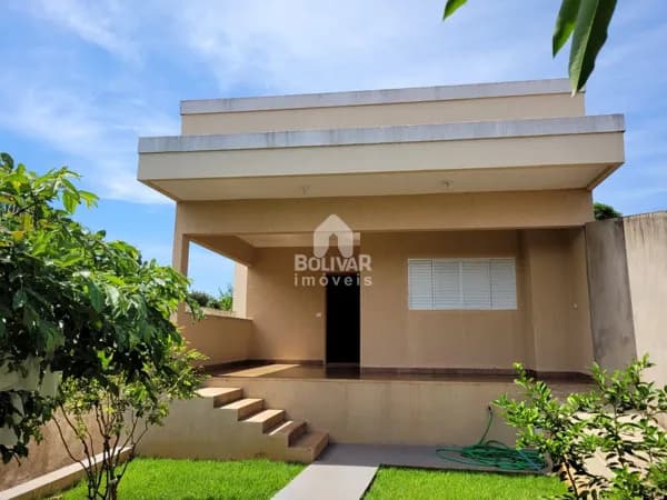 Casa com 3 dormitórios à venda, 294 m² por R$ 650.000 - Setor Social- Itumbiara/GO