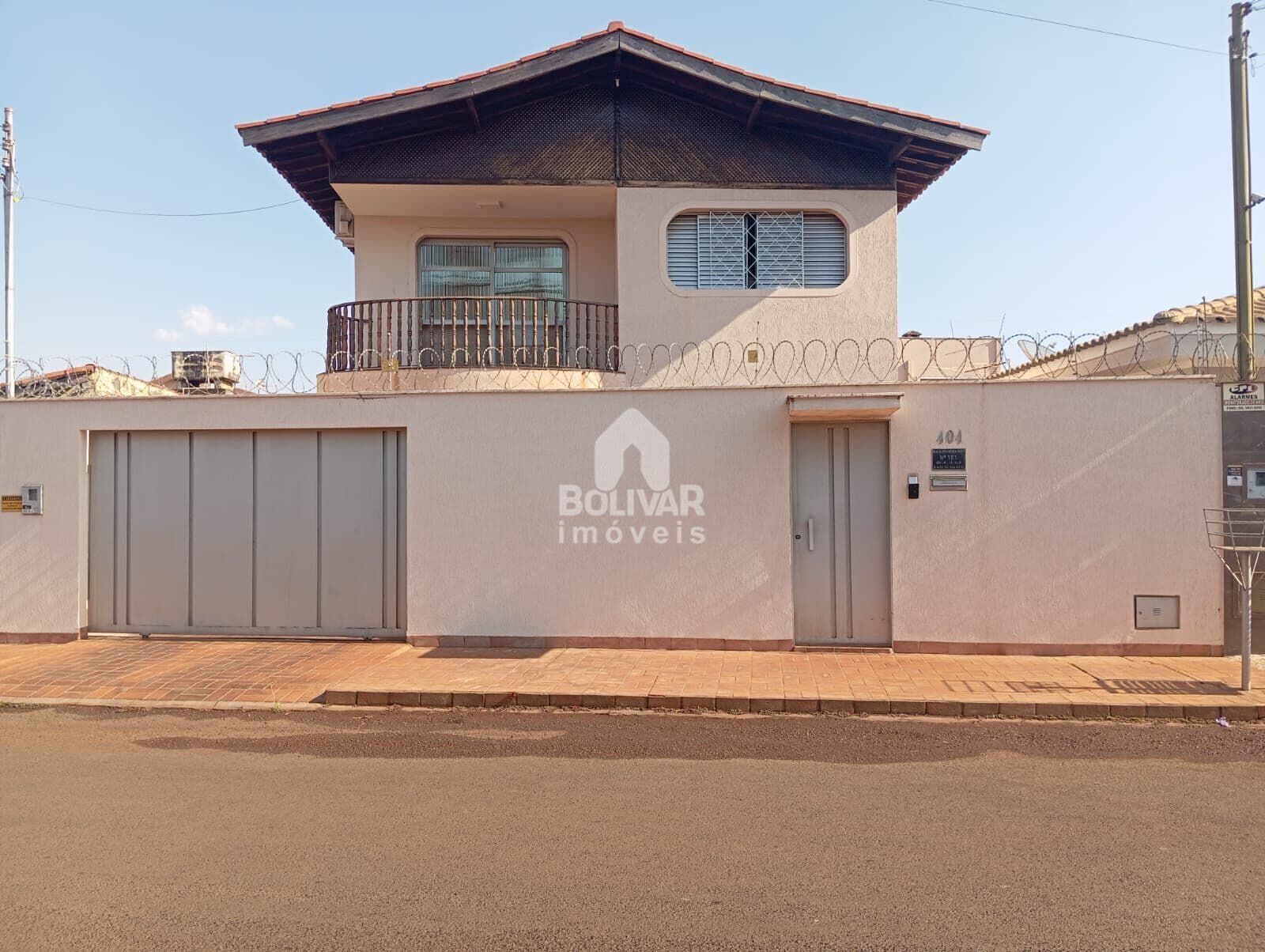 Sobrado com 3 dormitórios à venda 160,50m² por R$ 1.000.000,00 - Alto da Boa vista- Itumbiara/GO