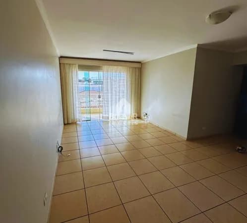 Apartamento á venda no Edificio Porto Seguro- com 3 dormitórios à venda, 110 m² por R$ 550.000,00 - Edificio Atenas - Itumbiara/GO
