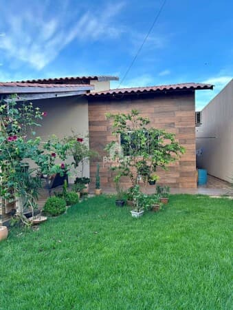 Casa com 3 dormitórios à venda, 250 m² por R$ 790.000,00 - Afonso Pena - Itumbiara/GO