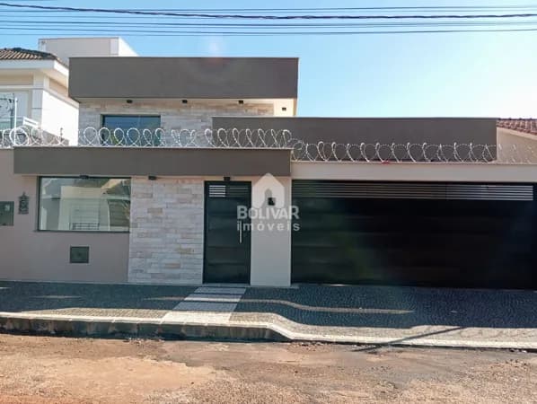 Casa Alto Padrão com 3 dormitórios- à venda,220 m² por R$ 1.300.000,00 - Bairro Morumbi- Itumbiara/GO