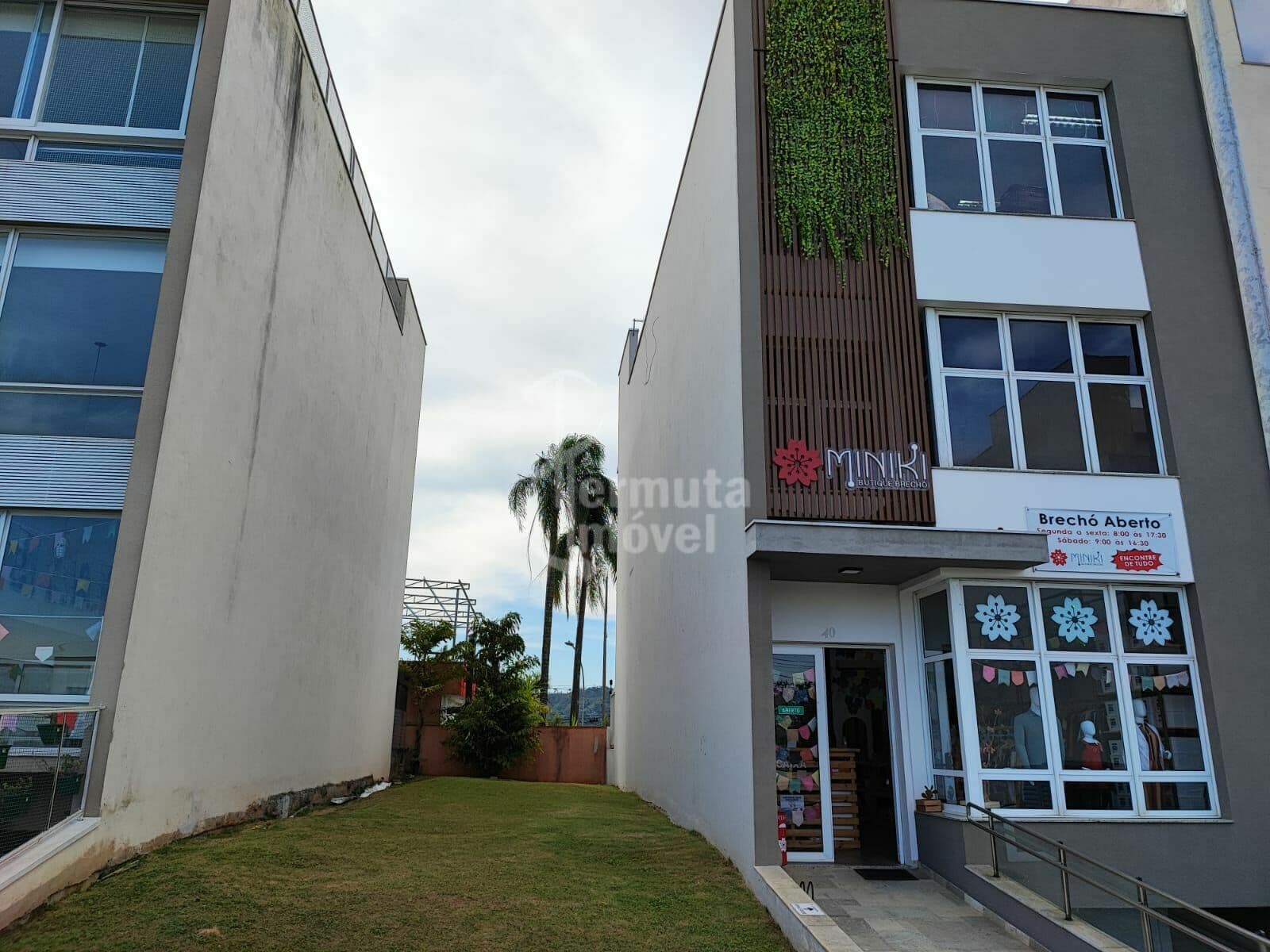Terreno comercial, plano com 150 m² no Burle Marx