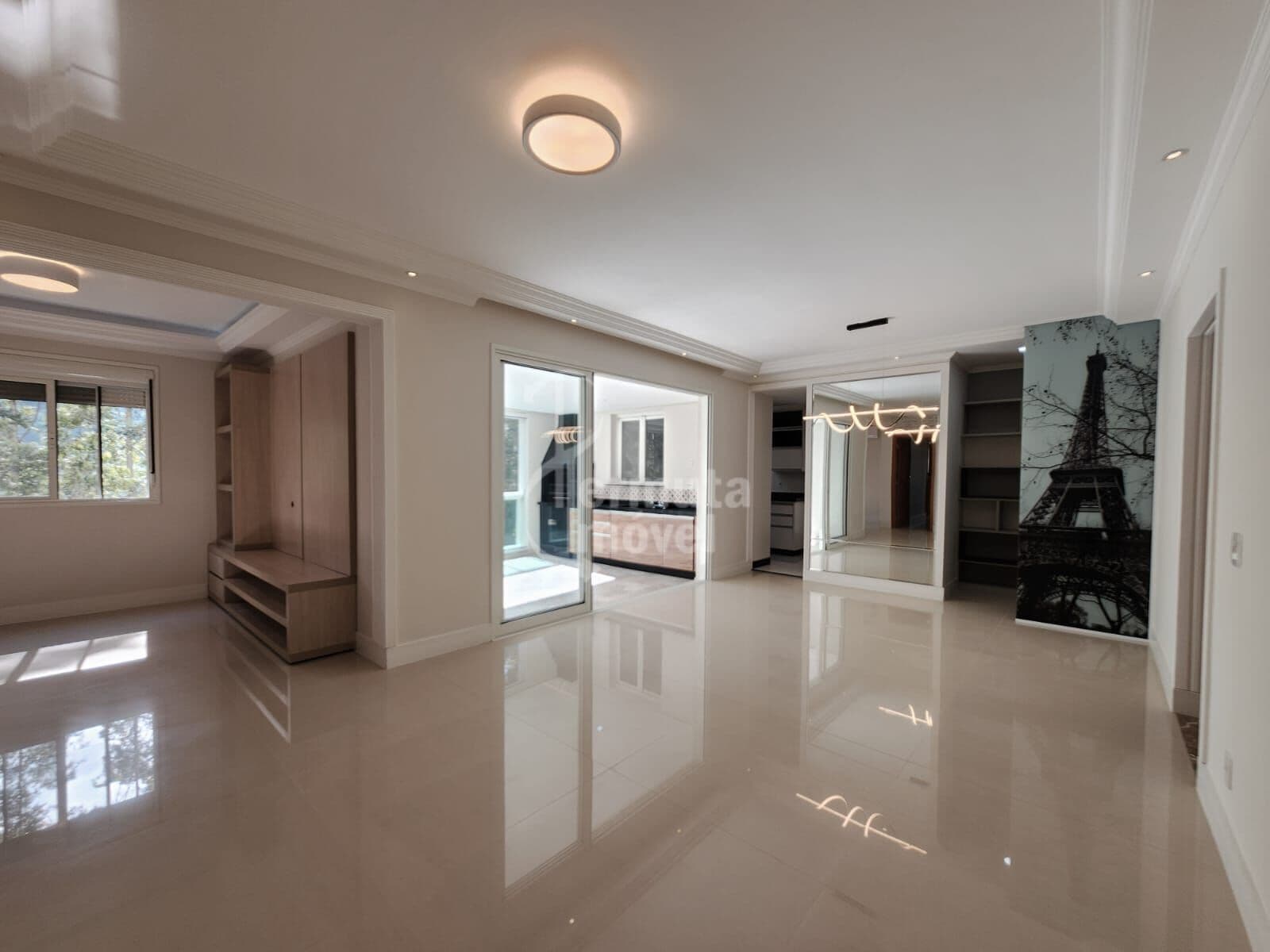 Apartamento à venda Premium Tamboré 156m² 3 suítes reformado