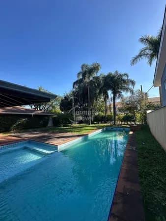 Sobrado amplo com suíte master e espaço gourmet
