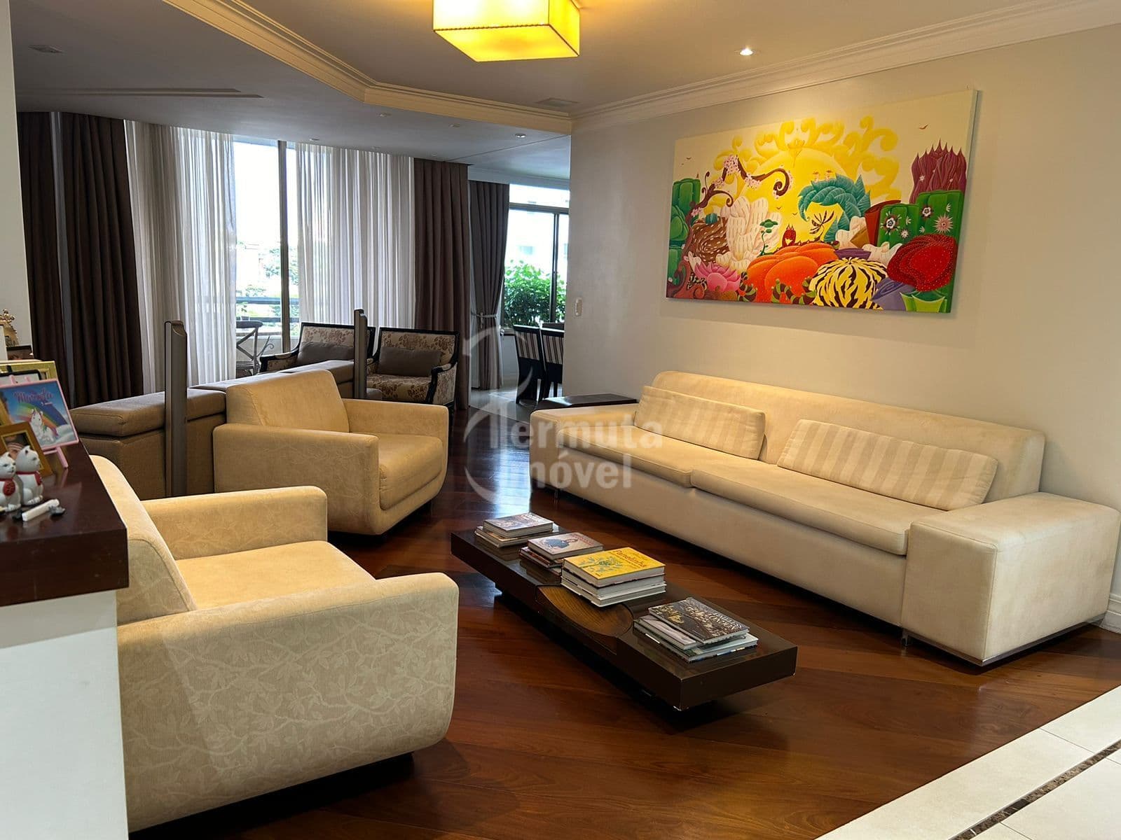 Apartamento 248m² | 1 por andar | 3 vagas | Lareira | Ed. Avanhandava – Santo André