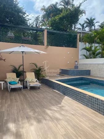 Casa no Residencial 1 com lazer completo – 460m²
