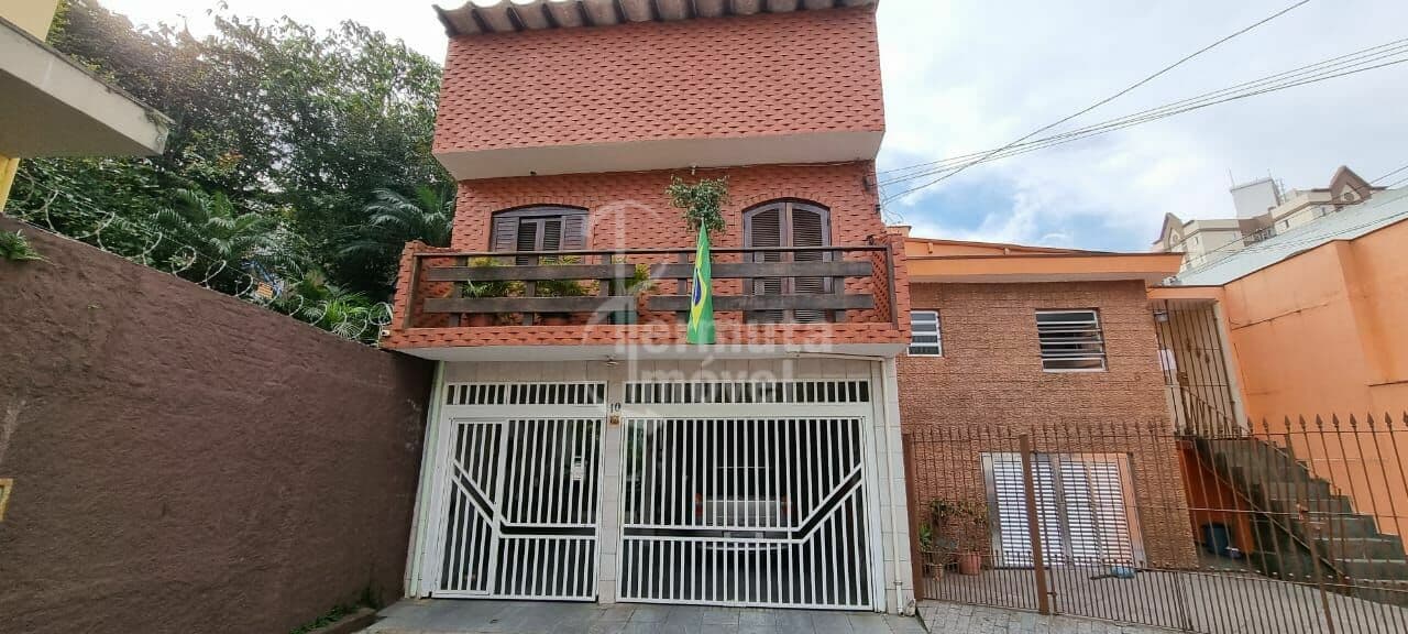 Casa à venda com 250 m², 2 dormitórios, banheiro, lavabo, sala de estar, cozinha, área de serviço e 2 vagas de garagem na Vila Formosa