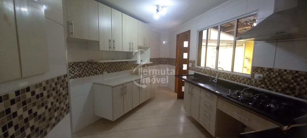 Sobrado com 3 dormitórios próximo ao Metrô Conceição – 169 m² construídos