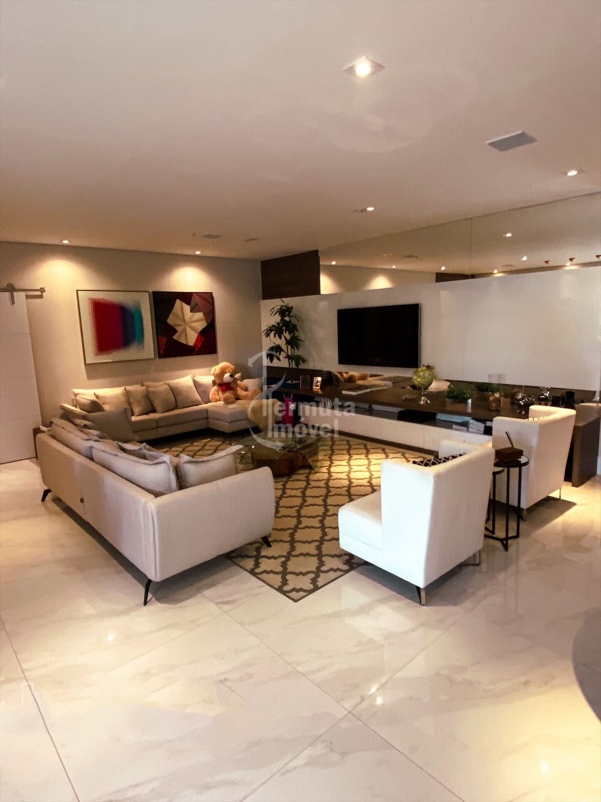 Apartamento à venda com 299 m², 3 suítes, sala de estar, sala de jantar, cozinha e garagem para 2 carros no Boulevard Tamboré