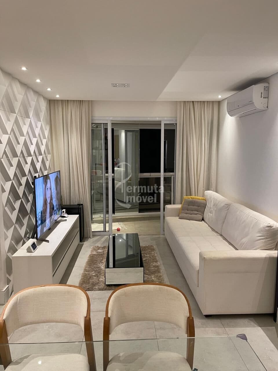 Apartamento 70m² Mobiliado e Decorado | 2 Dormitórios sendo 1 Suíte