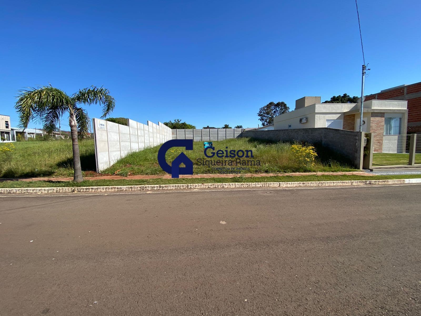 Lote/Terreno em Carazinho - Loeff