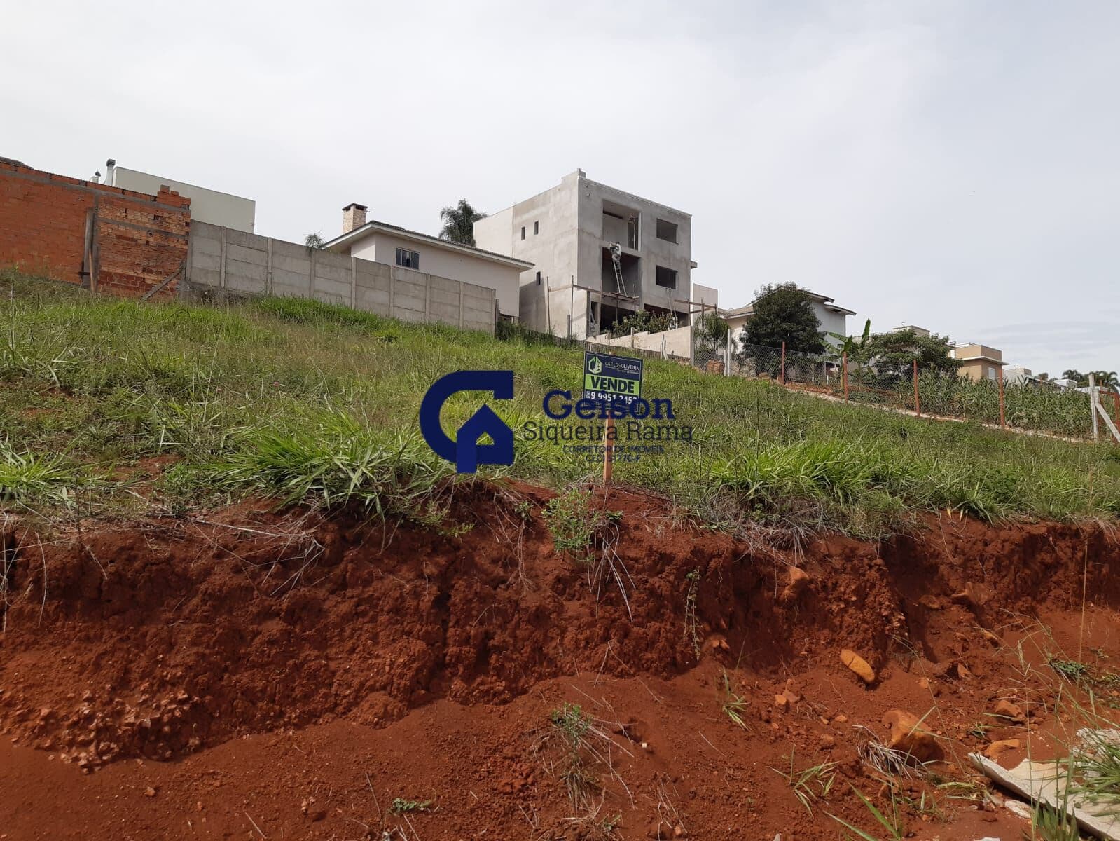 Terreno bem localizado próximo avenida Pátria!!