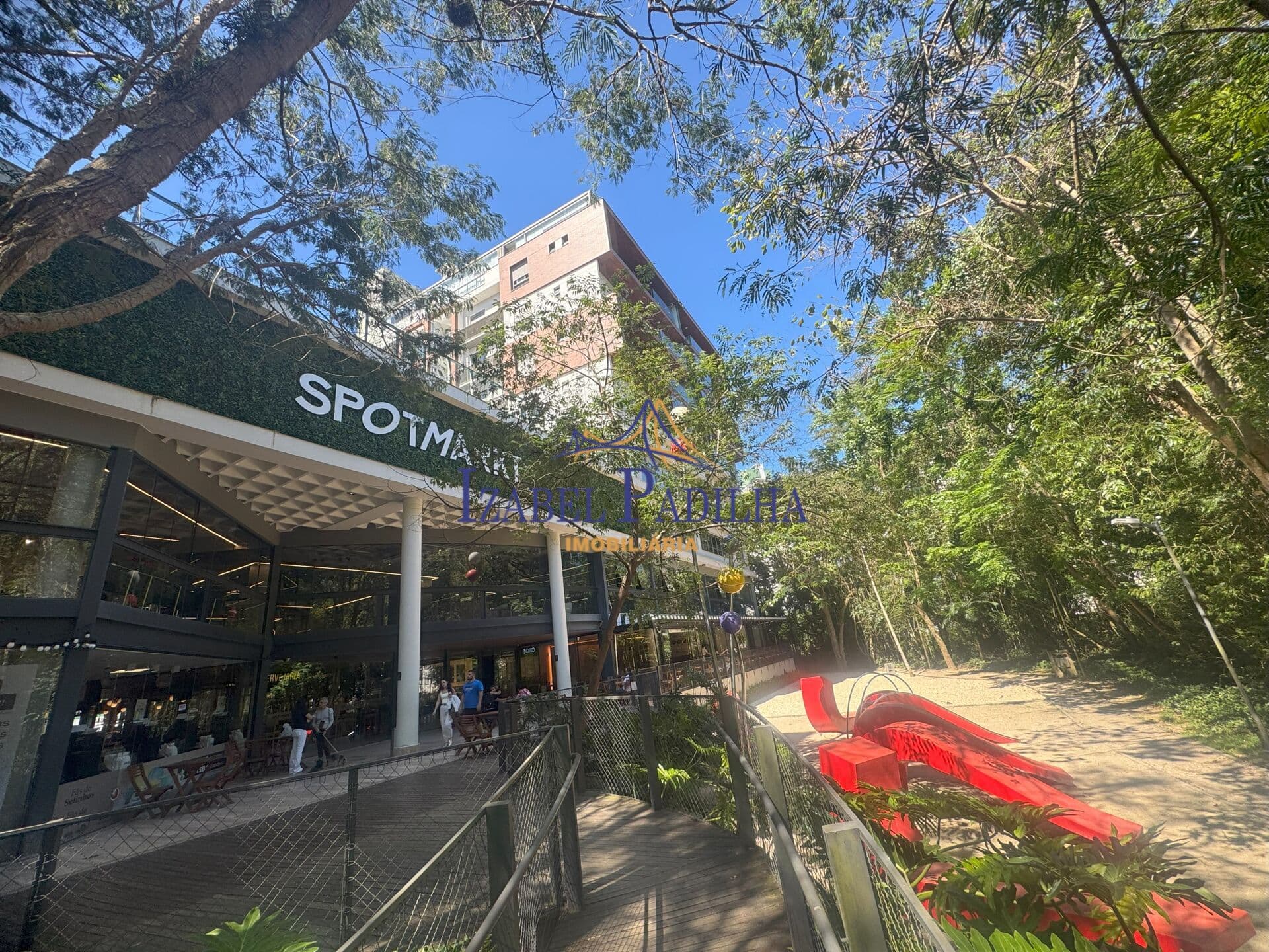 Apartamento Alto Padrão em Córrego Grande, Florianópolis/SC