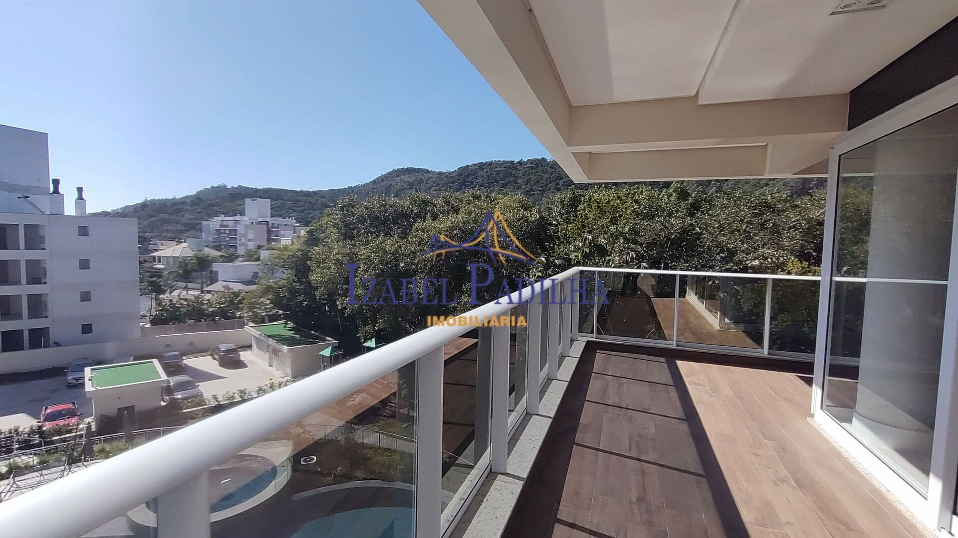 Apartamento Duplex na praia de Jurere Florianópolis/SC