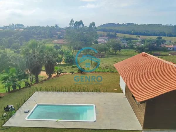 Chácara com Casa Nova com Piscina e Terreno de 600m² à venda em Canelinha/SC