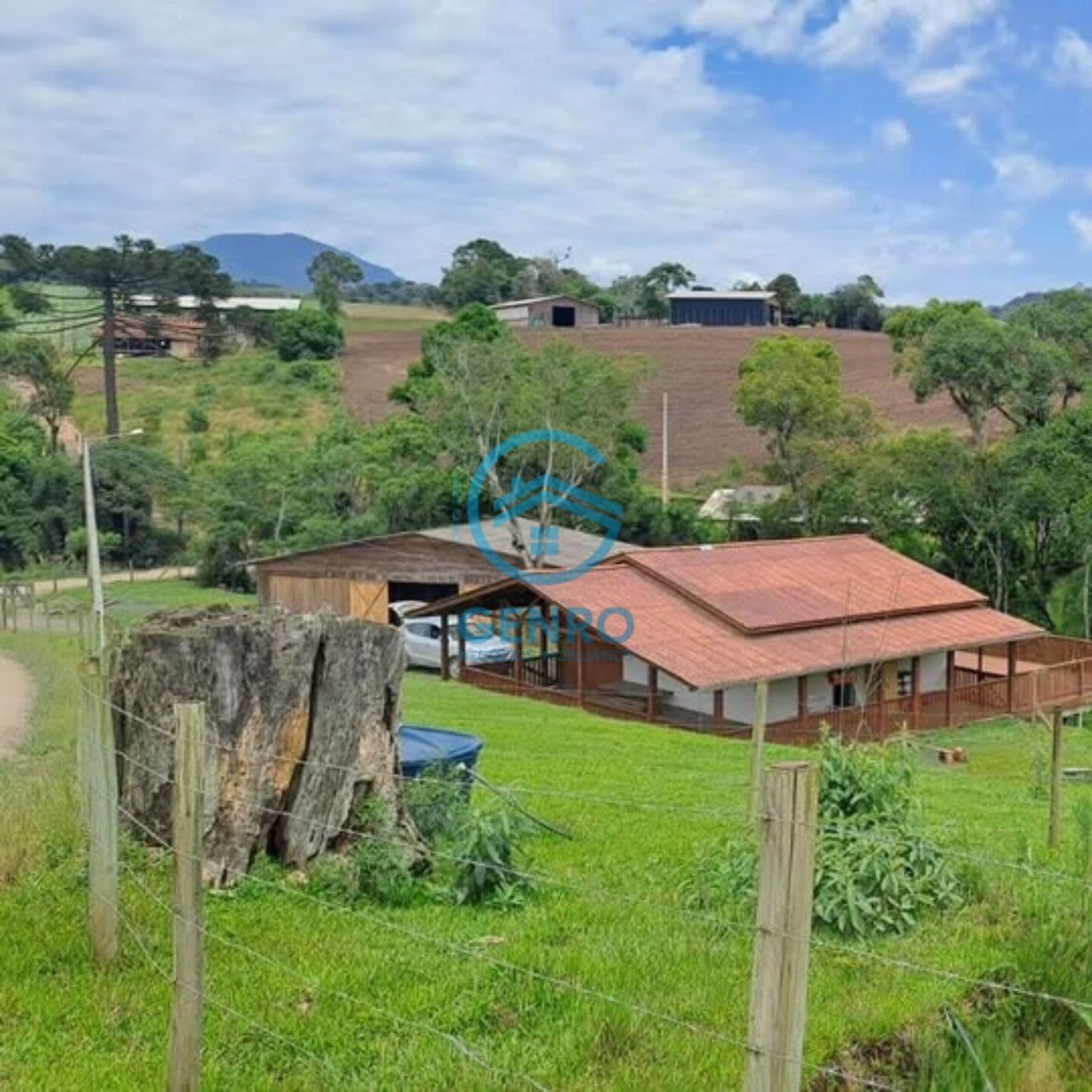 Chácara em Meio a Natureza com Piscina, Lagoa e Terreno de 2.900m² à venda em Alfredo Wagner/SC