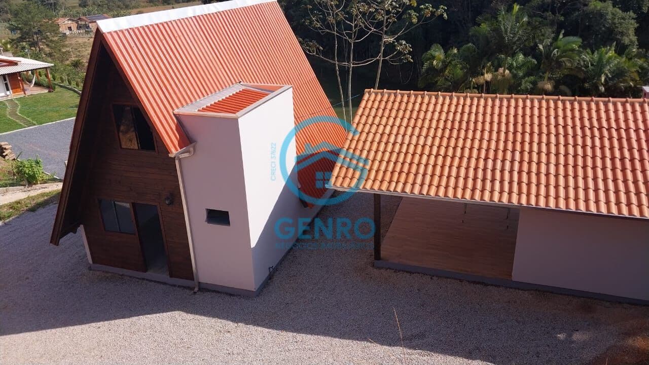 Casa de Campo em Meio a Natureza com Terreno de 2.000m² à venda em Canelinha/SC