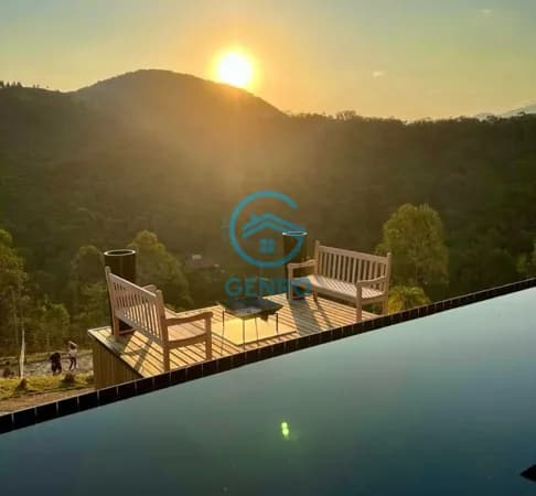 Chácara com Casa de Campo Mobiliada com Piscina e uma Bela Vista do Por do Sol à venda em Canelinha/SC