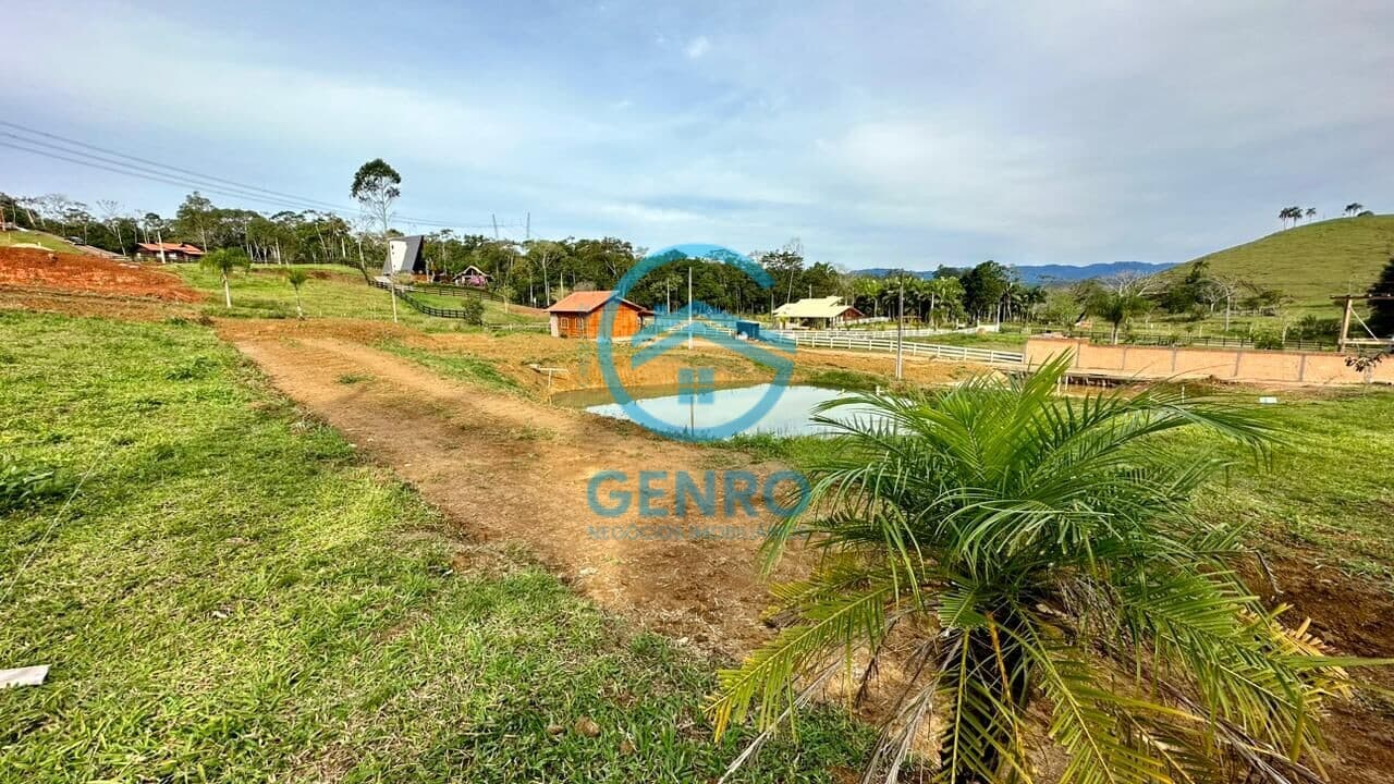 Área para Chácara com Terreno 100% Aproveitável de 2.000m² à venda em Canelinha/SC