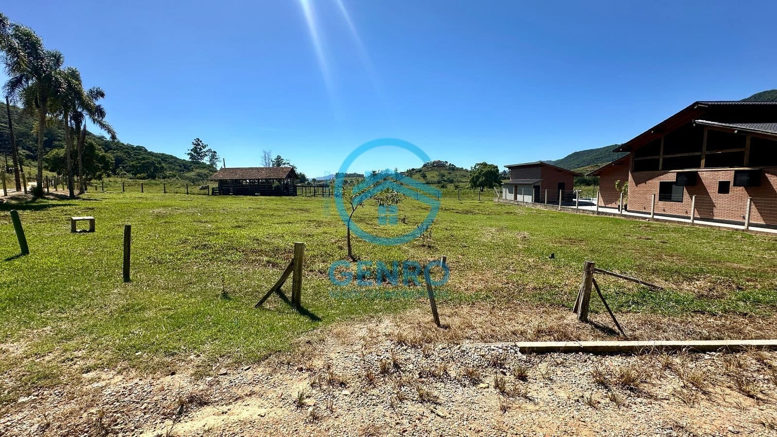 Lote para Chácara com Escritura Pública em Condomínio Rural com uma Excelente Infraestrutura à venda em Tijucas/SC