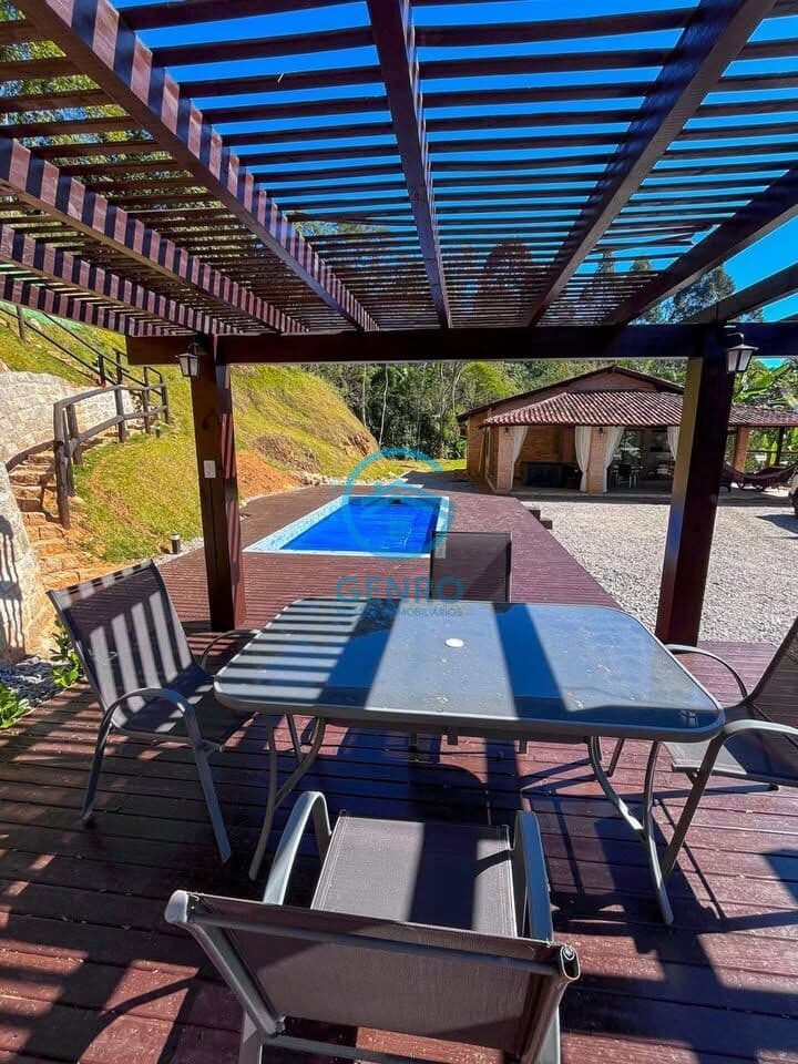 Sítio com Piscina e Linda Vista Panorâmica e Terreno com 20.000m² (02 Hectares) à venda em Palhoça/SC
