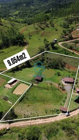 Chácara em Meio a Natureza com Lagoa e Terreno de 9.000m² à venda em Tijucas/SC