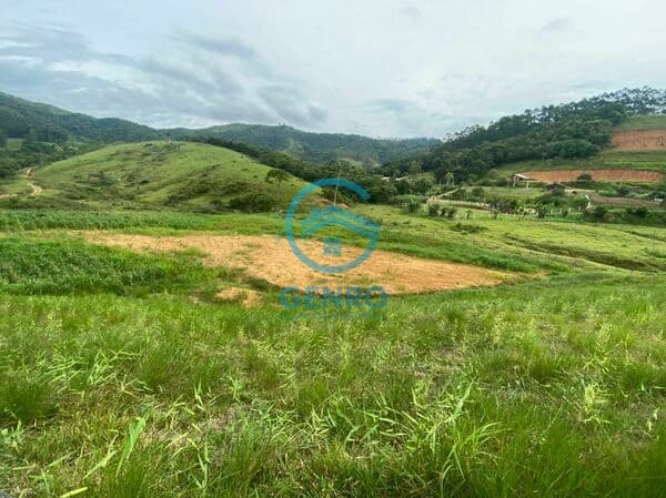 Lote para Chácara com Terreno de 6.645m² à venda em Tijucas/SC