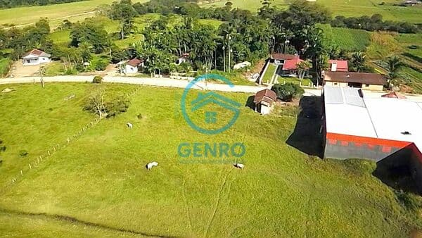 Área para Sítio em FRENTE à SC 410 com Terreno de 22.000m² à venda em Canelinha/SC