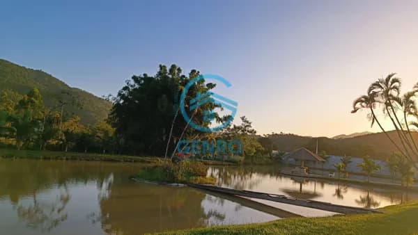 Sitio em Meio a Natureza com Piscina Aquecida, Lagoa e Terreno de 21.000m² ( 2.1 HECTARES ) à venda em Camboriú/SC