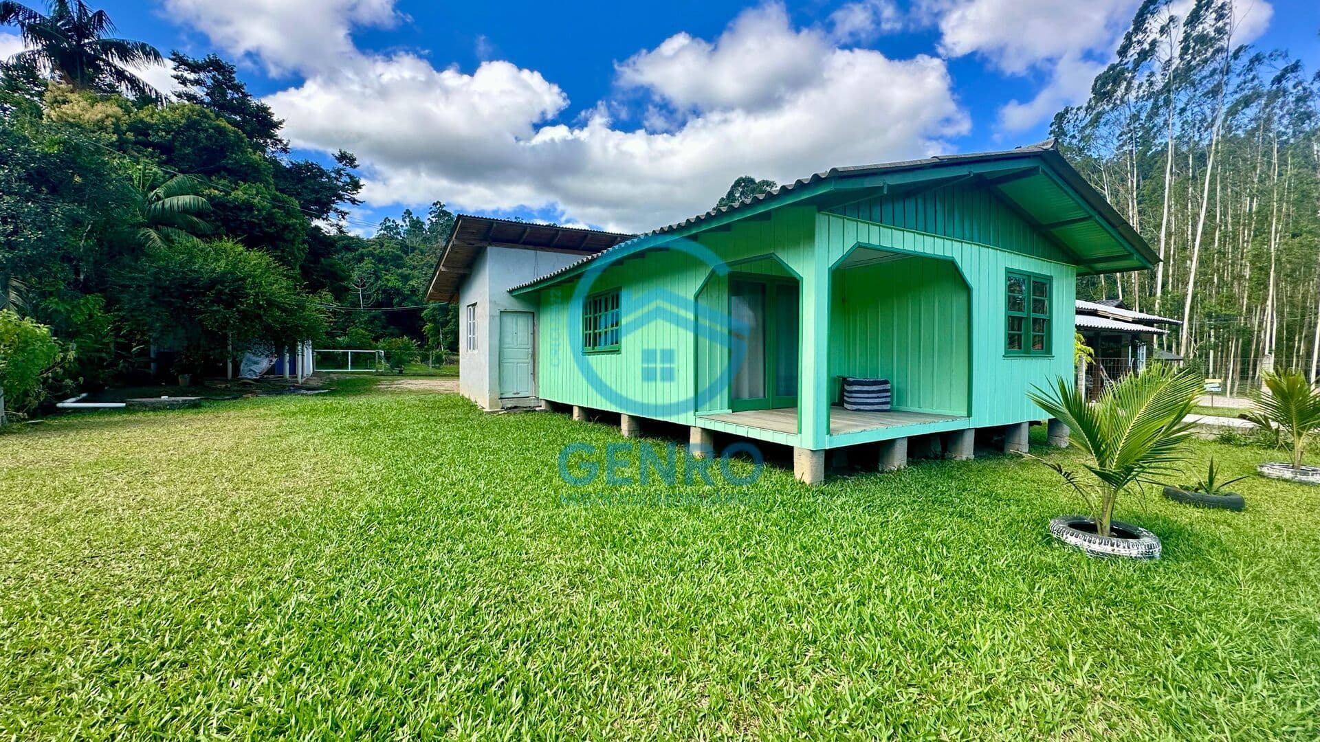 Chácara em Meio a Natureza com Riacho e Terreno de 1.500m² à venda em Tijucas/SC