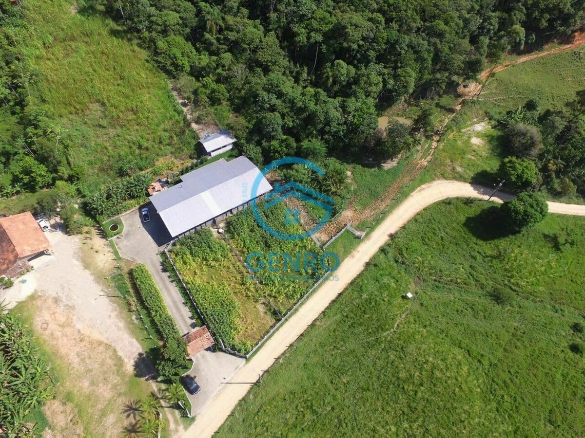 Sítio com Lagoa e Terreno de 100.000m² (10 HECTARES) à venda em Tijucas/SC