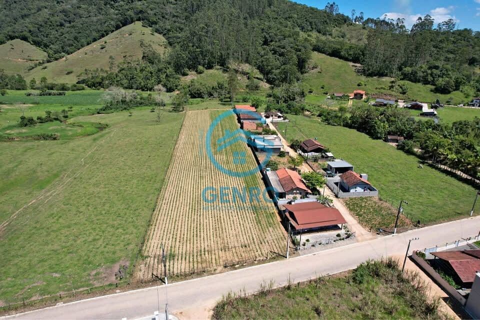 Área para Chácara em Meio a Natureza com Riacho e Terreno de 8.500m² à venda em São João Batista/SC