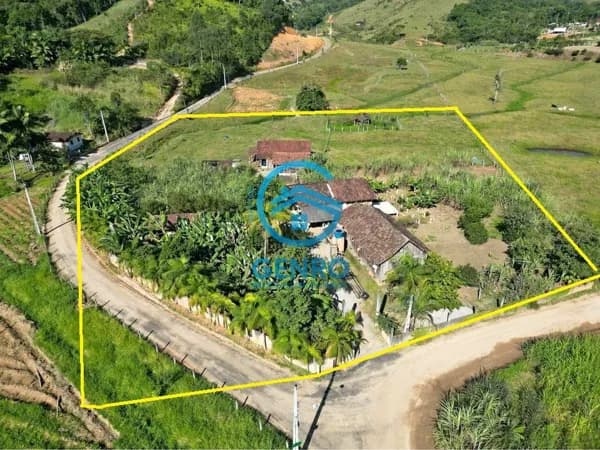 Chácara em Meio a Natureza com Riacho e Terreno de 7.800m² à venda em Tijucas/SC