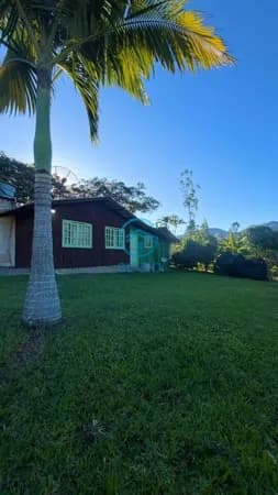 Chácara Mobiliada em Meio a Natureza e Terreno de 2.500m² à venda em Tijucas/SC