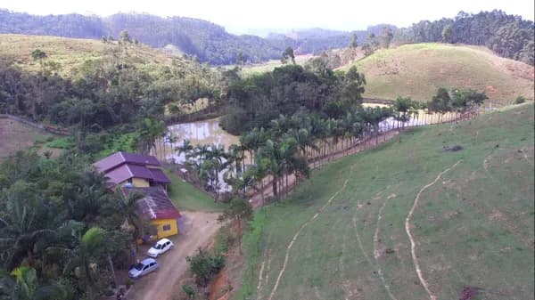 Sítio com Cachoeira e Terreno de 120.000m² ( 12 HECTARES ) à venda em Canelinha/SC