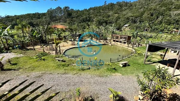 Área para Chácara com Lagoa e Terreno de 5.280m² à venda em Tijucas/SC
