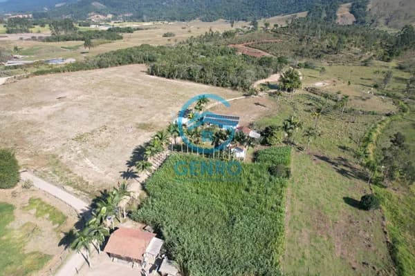 Excelente Sítio em Meio a Natureza com Lagoa e Terreno de 220.000m² ( 22 HECTARES ) à venda em Tijucas/SC