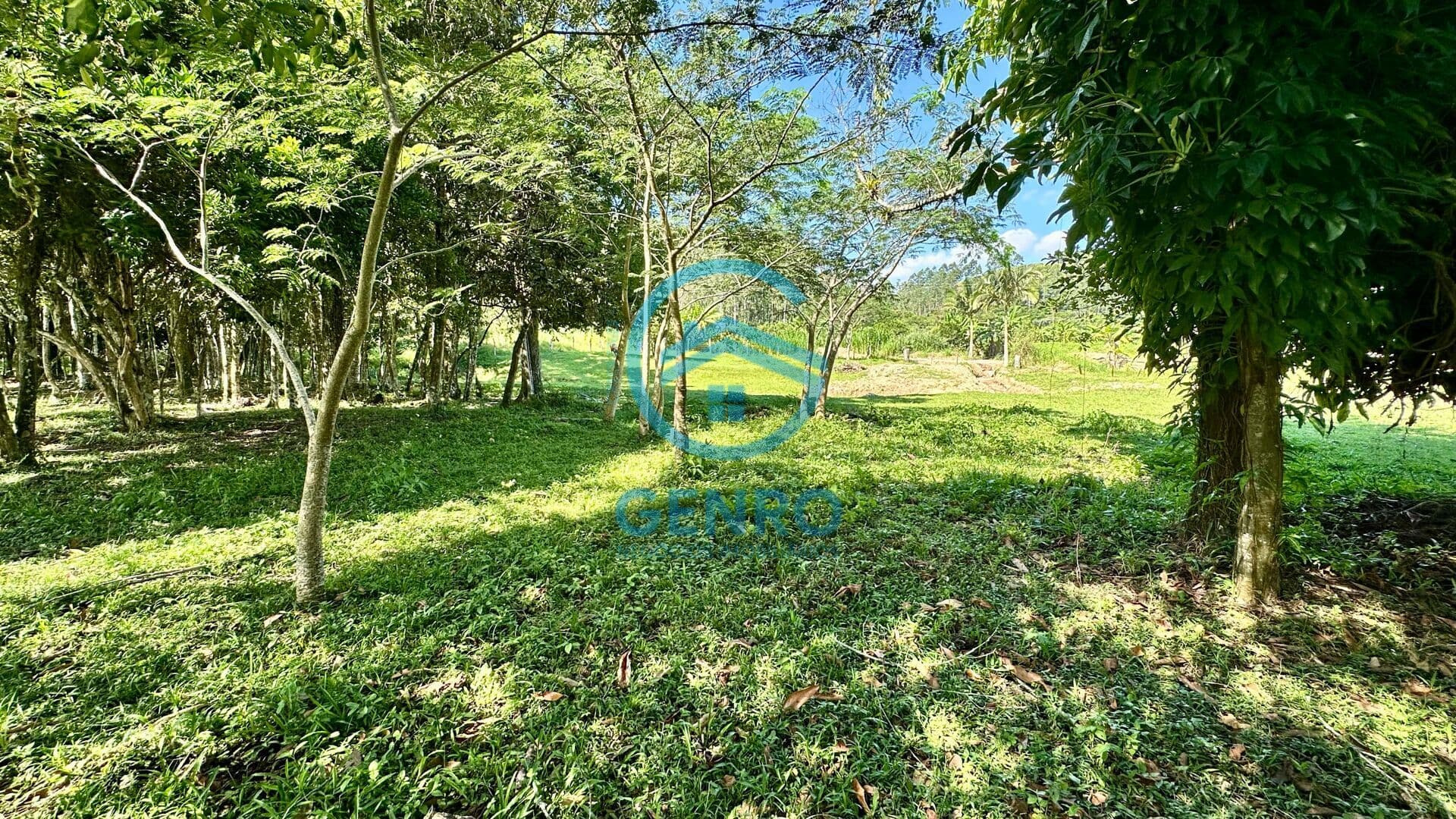 Lote para Chácara em Meio a Natureza com Riacho e Terreno de 1.080m² à venda em Tijucas/SC