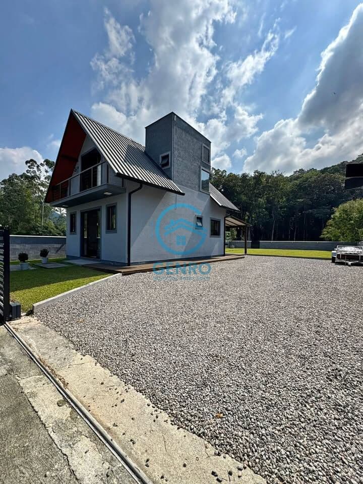 Chalé Mobiliado em Meio a Natureza com Riacho e Terreno de 2.000m² à venda em Santo Amaro da Imperatriz/SC