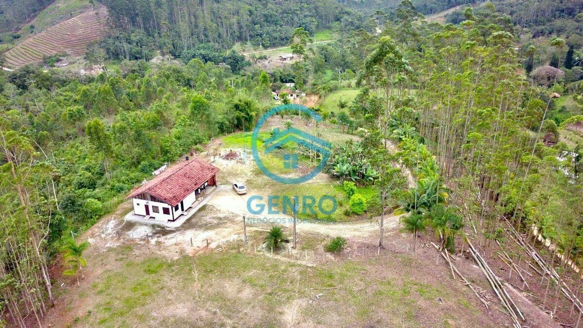 Sítio com Belíssima Área e Terreno de 130.000m² (13 HECTARES) à venda em Canelinha/SC