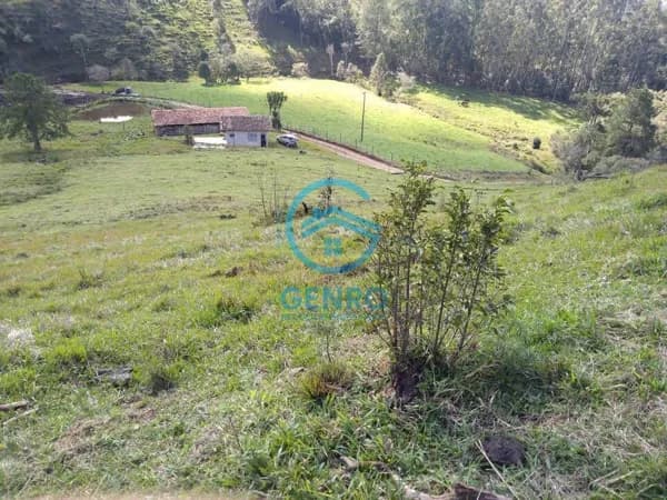 Sítio na Serra Catarinense com Lagoa, Cachoeira e Terreno de 80.000m² ( 08 Hectares ) à venda em Alfredo Wagner/SC