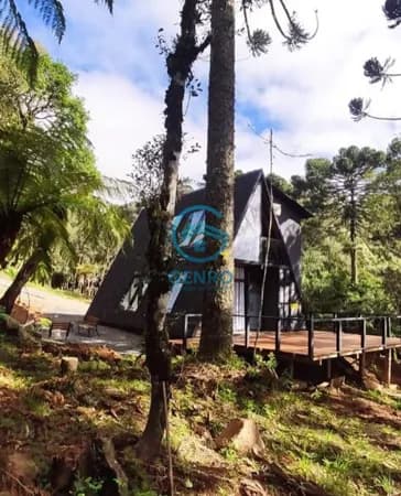 Chalé Mobiliado de Alto Padrão com com Vista para as Montanhas e Terreno de 02 Hectares à venda em Urubici/SC