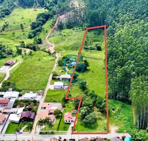 Área para Sítio em Meio a Natureza com Riacho e Terreno de 16.656m² à venda em Tijucas/SC
