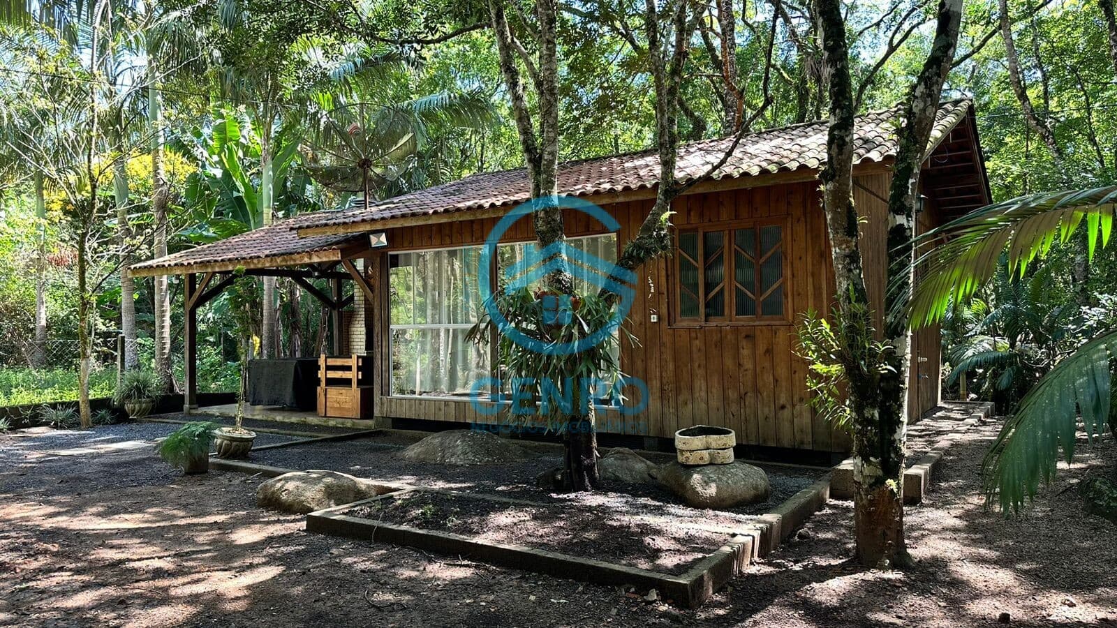 Chácara em Meio a Natureza com Cachoeira e Terreno de 1.242m² à venda em Canelinha/SC