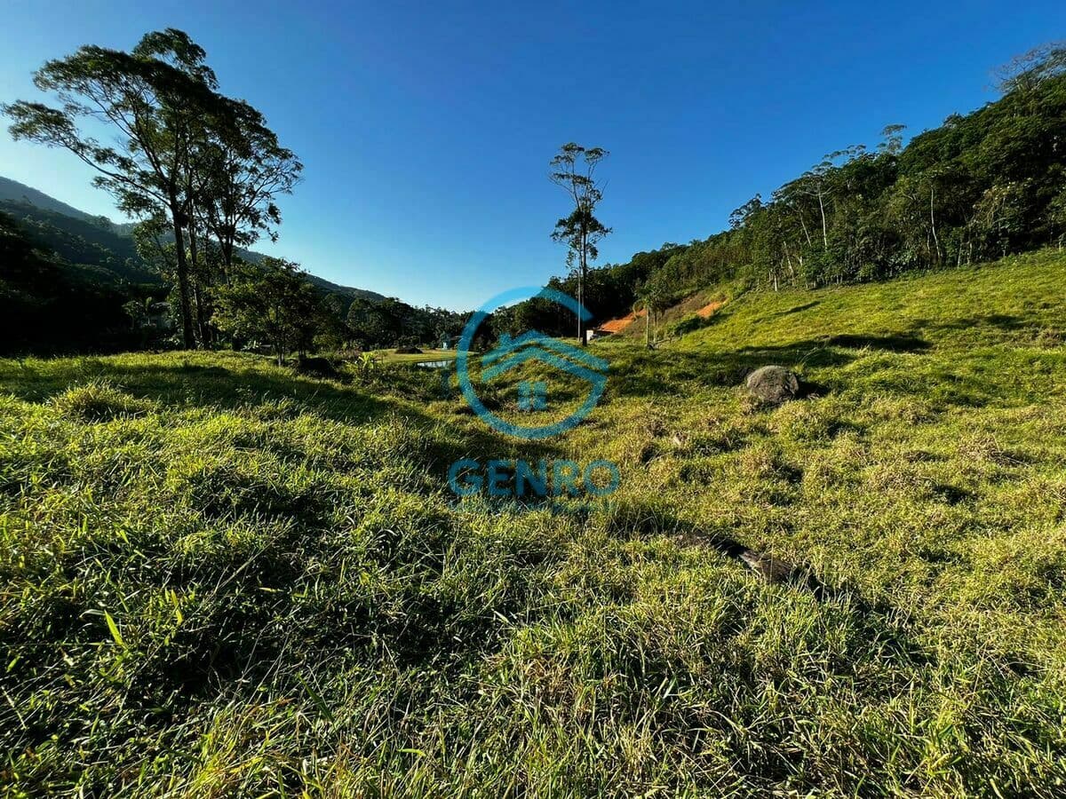 Área Rural para Sítio com Terreno de 30.000m² à venda em Tijucas/SC