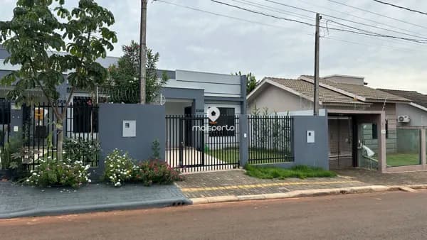 Casa Geminada à venda no bairro Tarumã Parque dos Estados