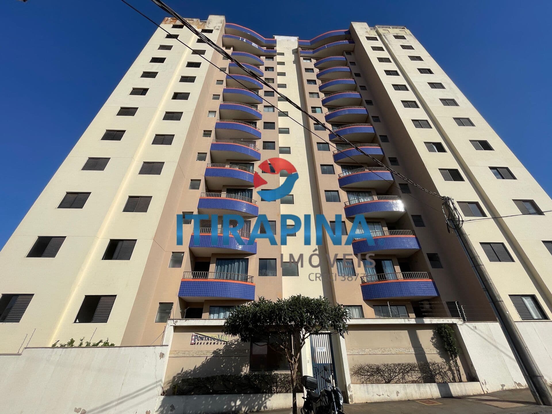 Apartamento em Jardim Santa Paula, São Carlos/SP