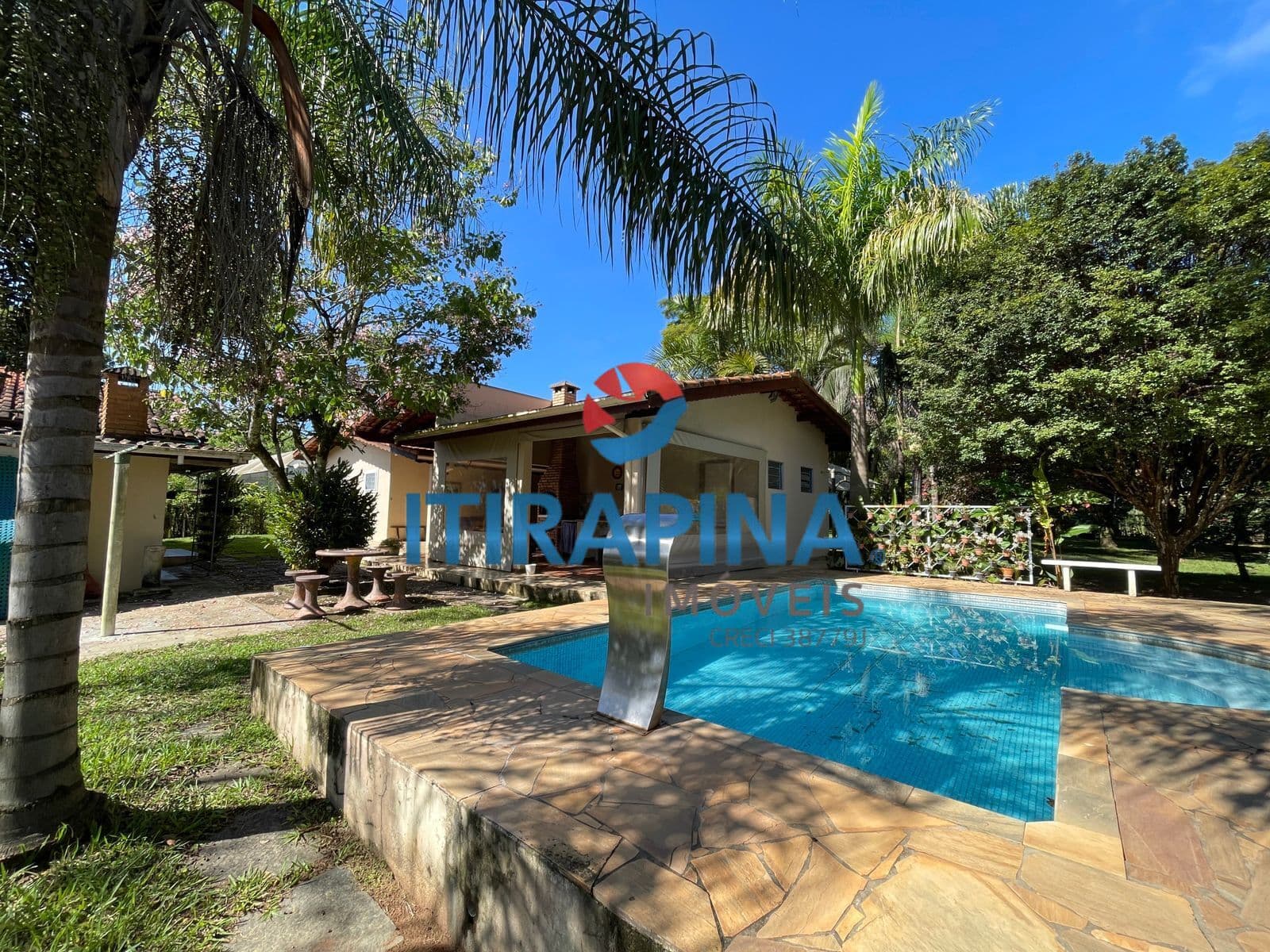 Chácara à VENDA em ITIRAPINA-SP