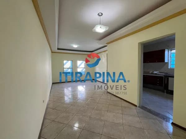 Casa com 3 dormitórios disponível para VENDA em Itirapina/SP